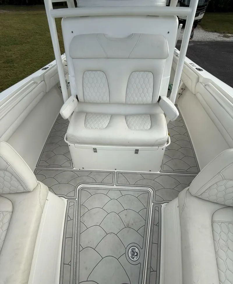 Slide: The Image of Regulator Marine 28 2017 - 5824871