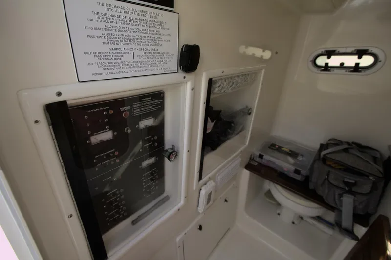 Slide: The Image of Pursuit 3070 Center Console 2001 - 5875052