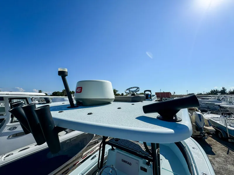 Slide: The Image of Yellowfin 26 2019 - 5824962