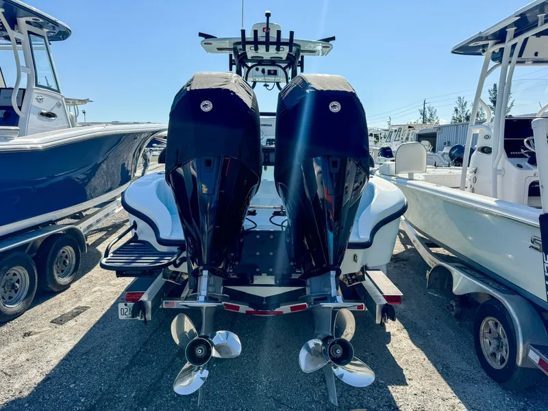 Slide: The Image of Yellowfin 26 2019 - 5824933