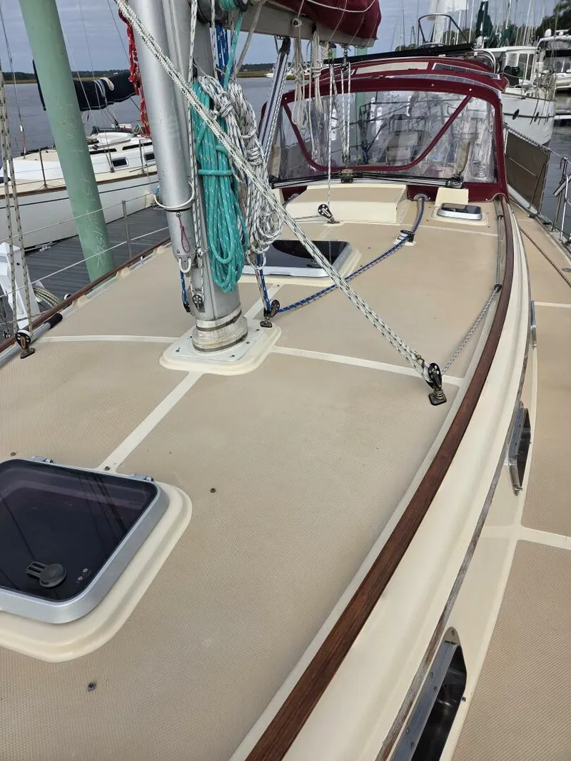 Slide: The Image of Island Packet 38 1988 - 5829374