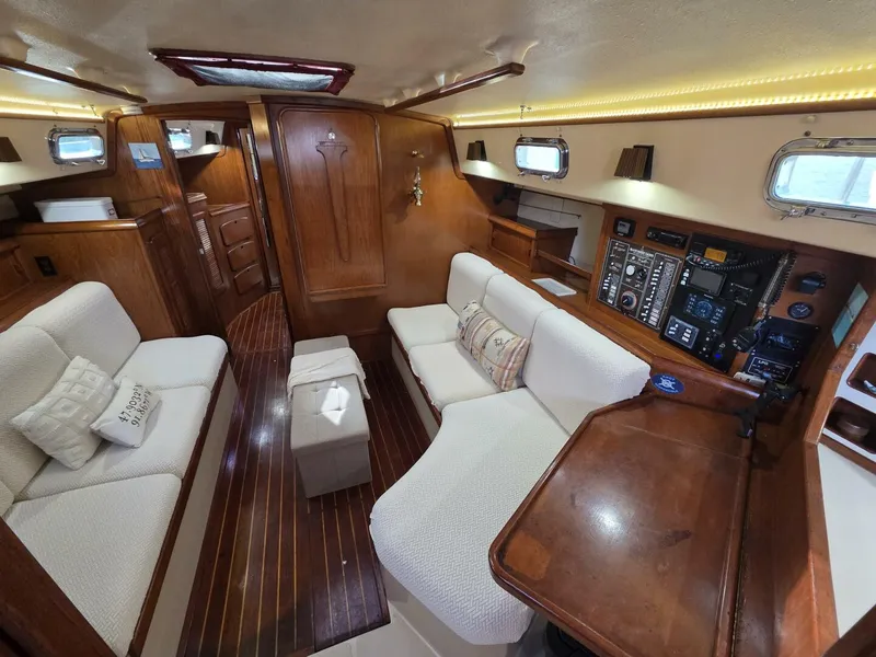 Slide: The Image of Island Packet 38 1988 - 5829357