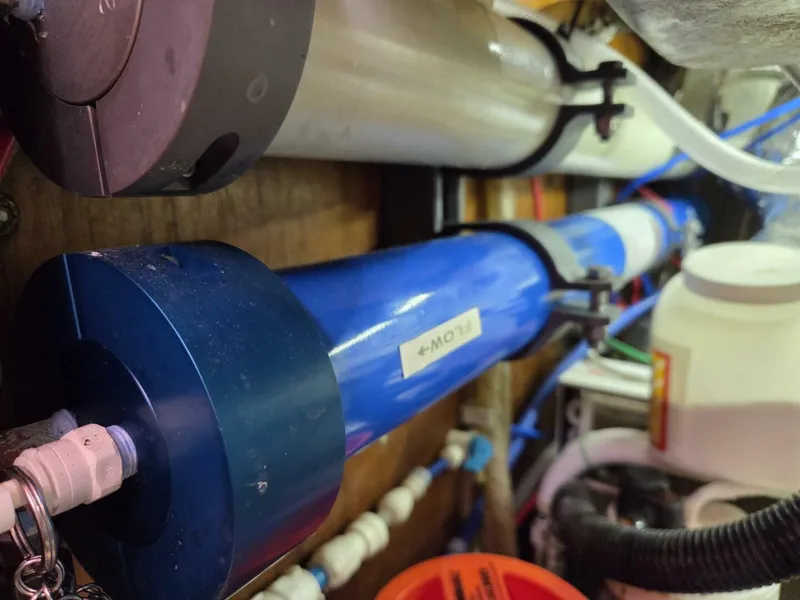 Slide: The Image of Island Packet 38 1988 - 5829408