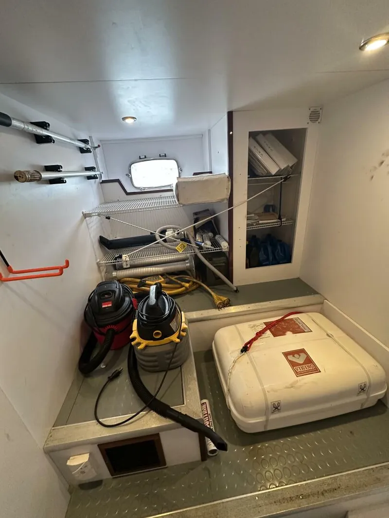 Slide: The Image of Neptunus 62 Flybridge 2012 - 5825170