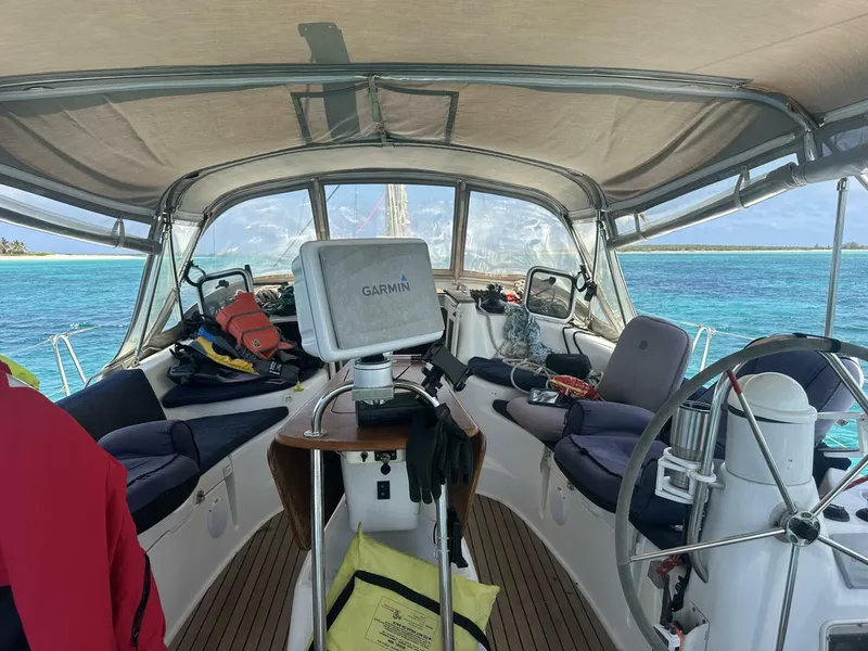 Slide: The Image of Jeanneau 42DS 2007 - 5825401