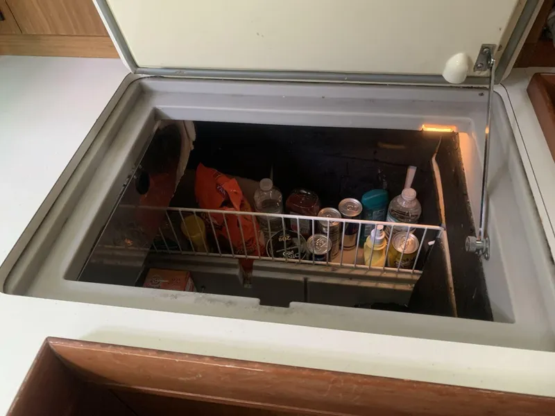 Slide: The Image of Jeanneau 42DS 2007 - 5825390