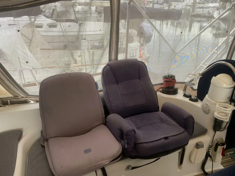 Slide: The Image of Jeanneau 42DS 2007 - 5825411