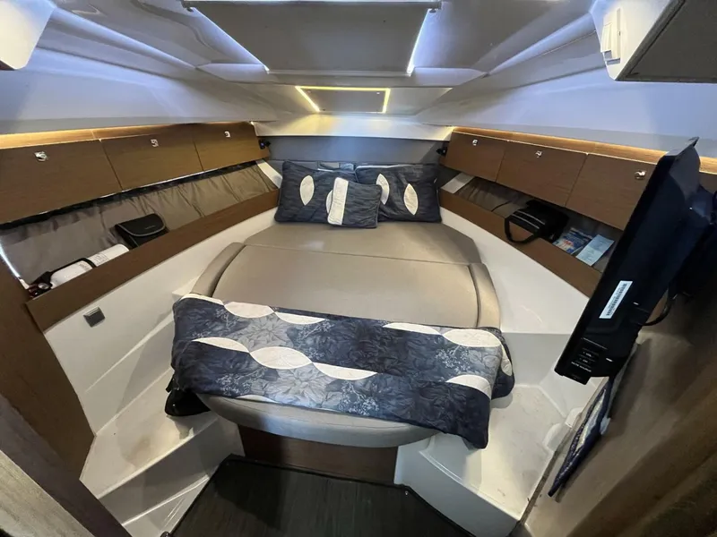 Slide: The Image of Jeanneau NC 895 2018 - 5825517