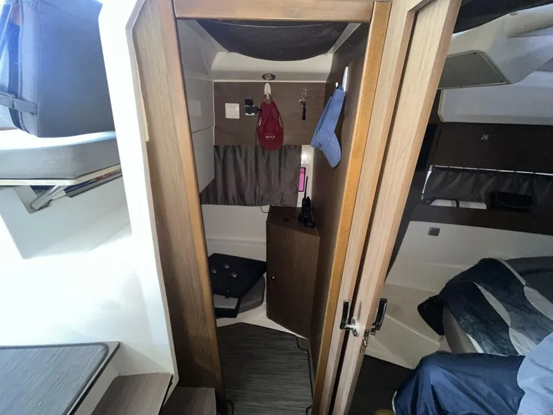 Slide: The Image of Jeanneau NC 895 2018 - 5825523