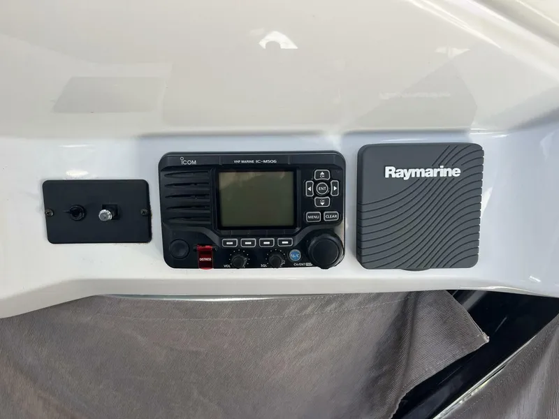 Slide: The Image of Jeanneau NC 895 2018 - 5825528