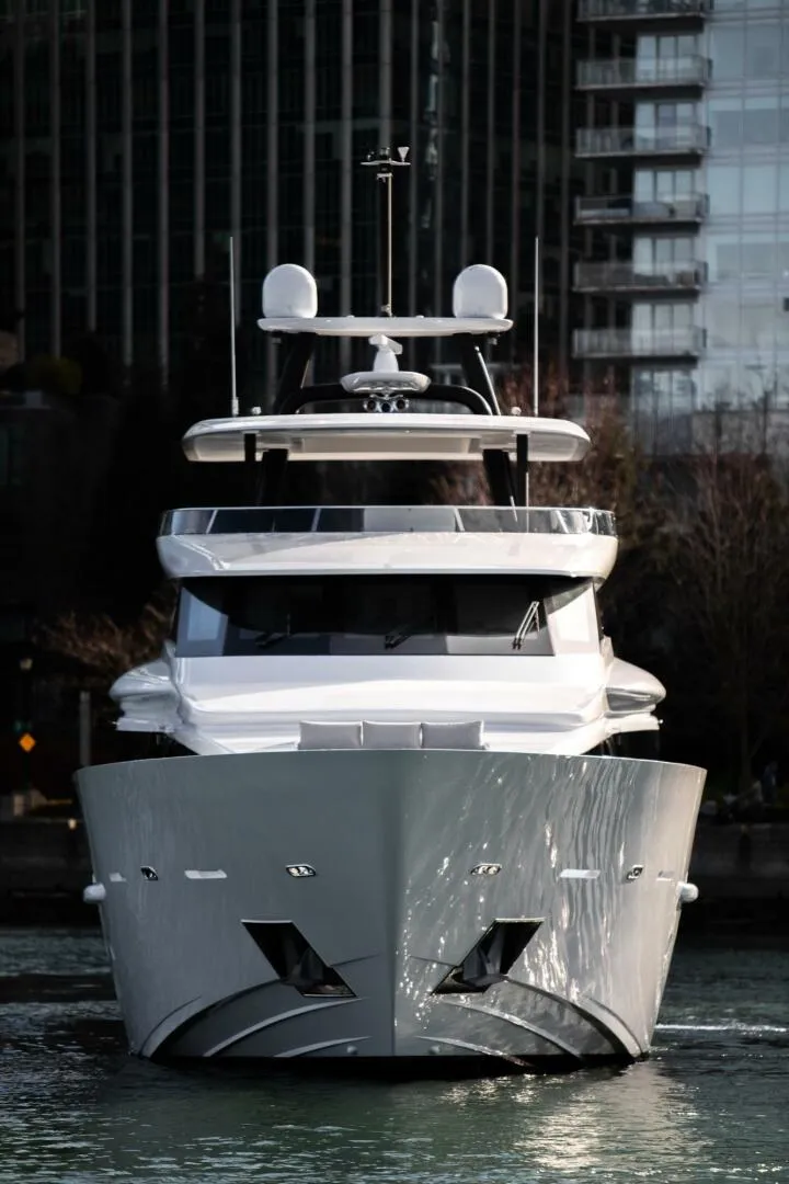 Slide: The Image of Crescent 117 2020 - 5825869