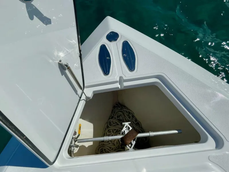 Slide: The Image of Bahama 37CC 2013 - 5825951