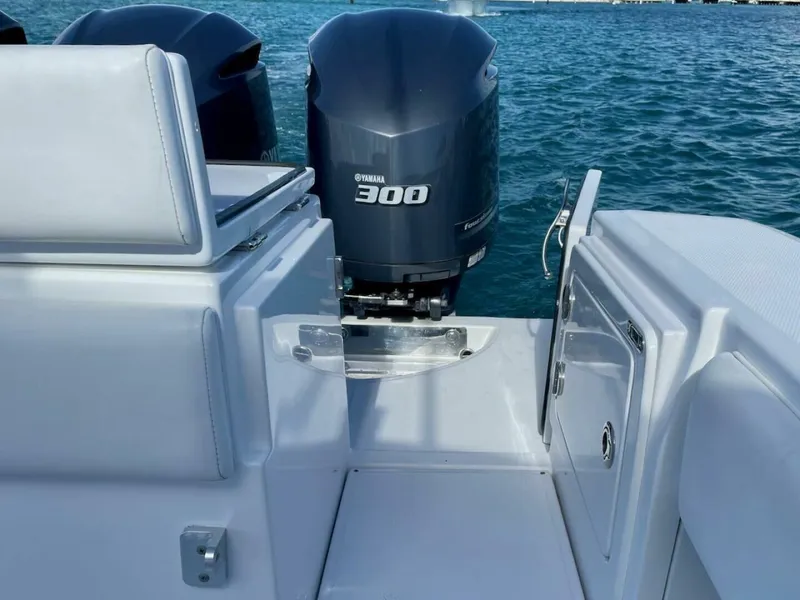 Slide: The Image of Bahama 37CC 2013 - 5825957