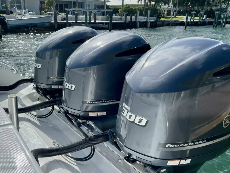 Slide: The Image of Bahama 37CC 2013 - 5825959