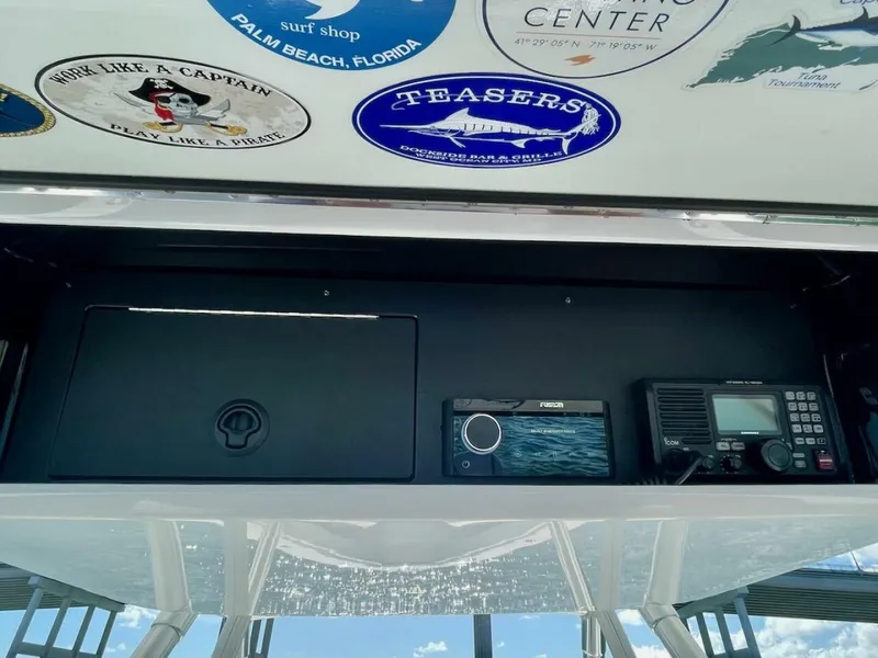 Slide: The Image of Bahama 37CC 2013 - 5825950