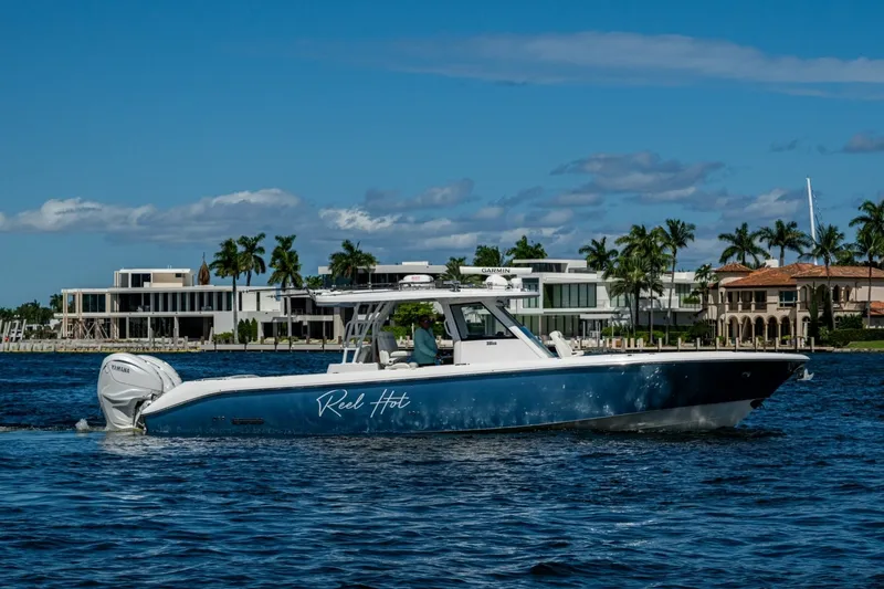 The Image of Everglades 395 Center Console 2020 - 7680134