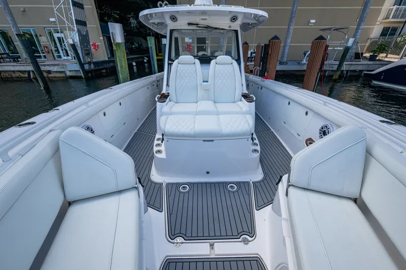 Slide: The Image of Everglades 395 Center Console 2020 - 7087695