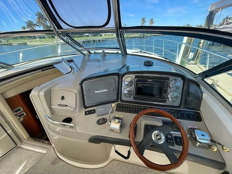 Slide: The Image of Sea Ray 390 Sundancer 2005 - 5826558