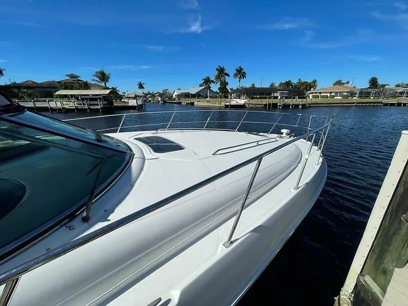 Slide: The Image of Sea Ray 390 Sundancer 2005 - 5826539