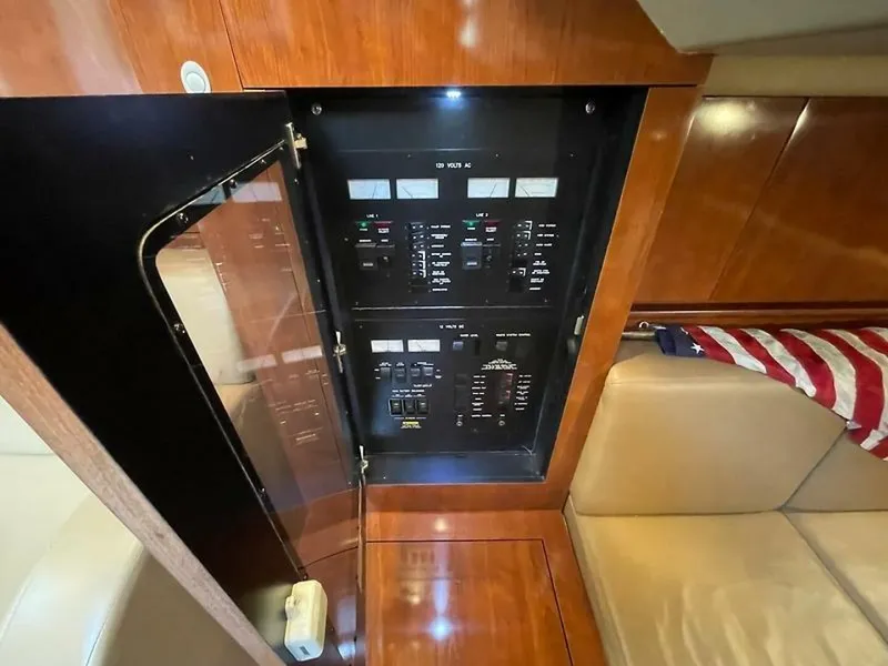 Slide: The Image of Sea Ray 390 Sundancer 2005 - 5826568