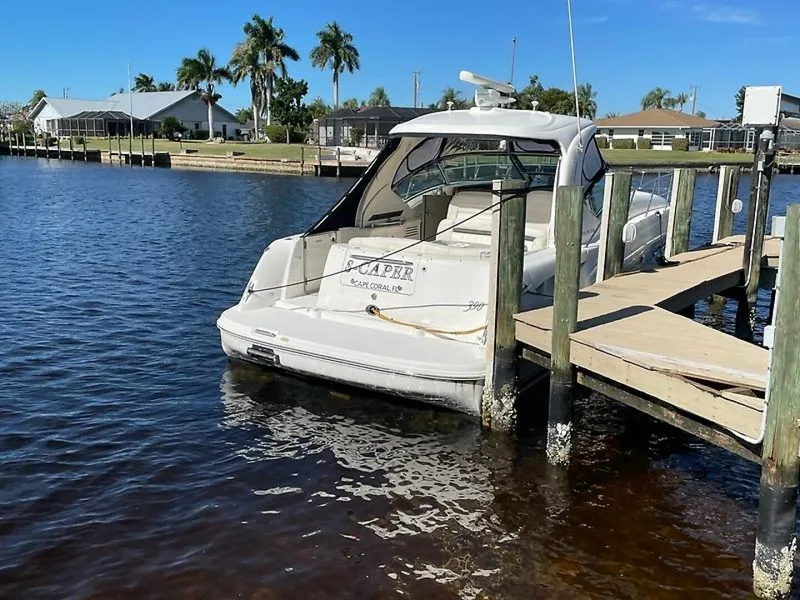 Slide: The Image of Sea Ray 390 Sundancer 2005 - 5826541