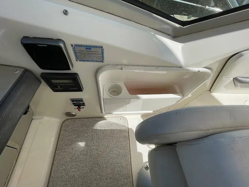 Slide: The Image of Sea Ray 390 Sundancer 2005 - 5826545