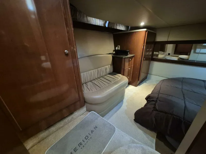 Slide: The Image of Meridian 411 Sedan 2006 - 5826875