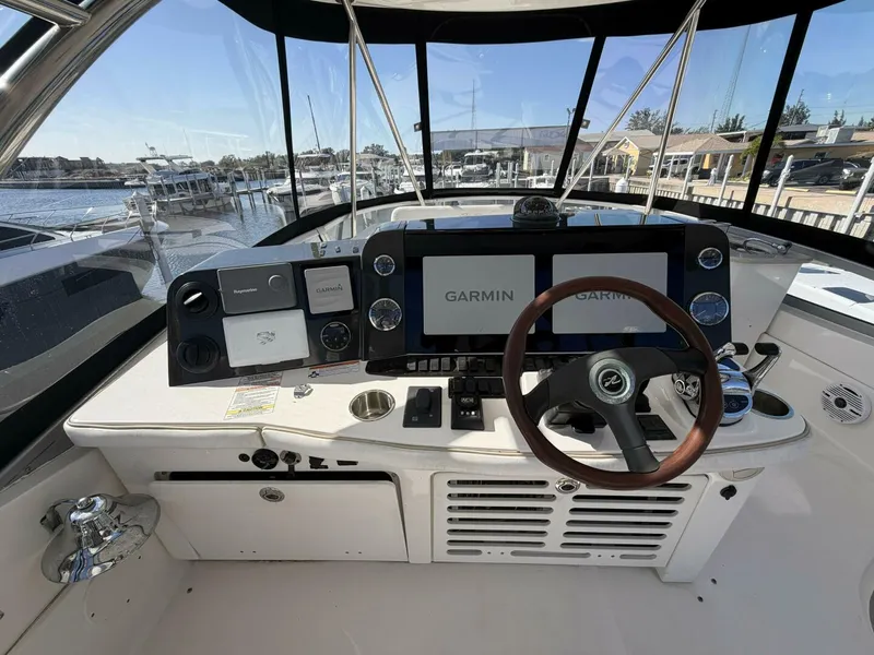 Slide: The Image of 2008 Sea Ray 47 Sedan Bridge - Helm - 5841525
