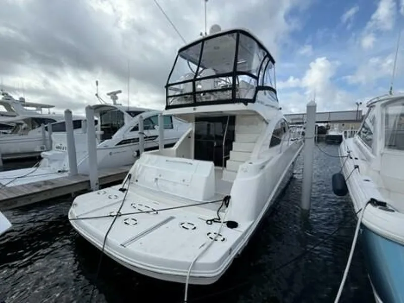 Slide: The Image of 2008 Sea Ray 47 Sedan Bridge - Profile - 5827507
