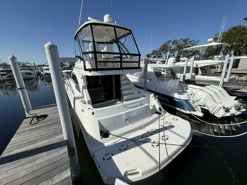 Slide: The Image of 2008 Sea Ray 47 Sedan Bridge - Profile - 5841499