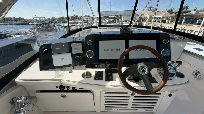 Slide: The Image of 2008 Sea Ray 47 Sedan Bridge - Helm - 6613418
