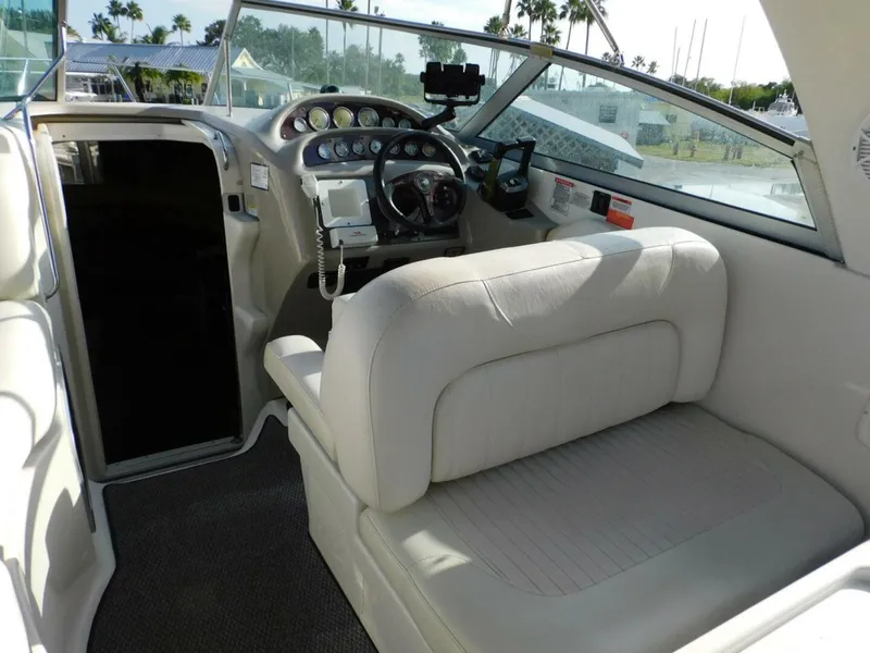 Slide: The Image of Monterey 302 Sport Cruiser 2006 - 5826844