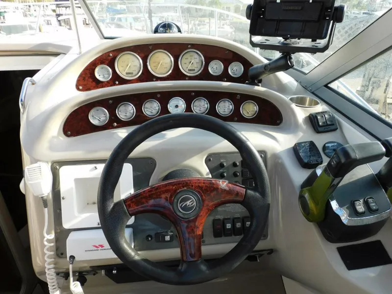 Slide: The Image of Monterey 302 Sport Cruiser 2006 - 5826848