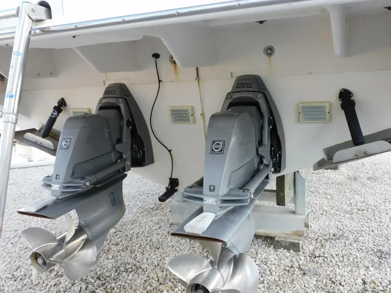 Slide: The Image of Monterey 302 Sport Cruiser 2006 - 5826860