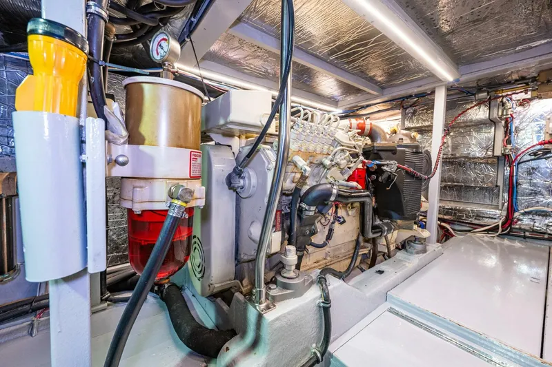 Slide: The Image of Tollycraft 48 1991 - 5827174