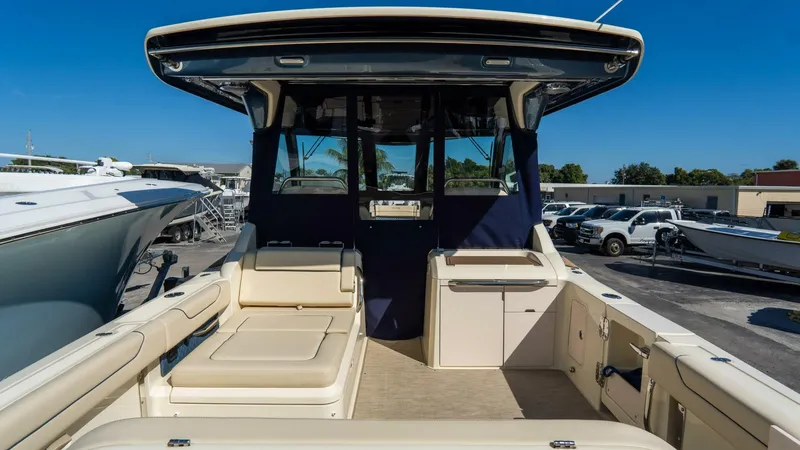 Slide: The Image of Chris-Craft Calypso 2026 - 5827071