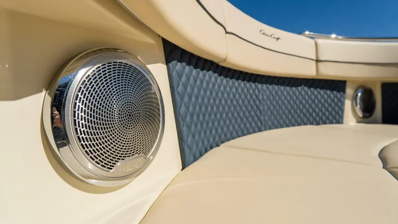 Slide: The Image of Chris-Craft Calypso 2026 - 5827097