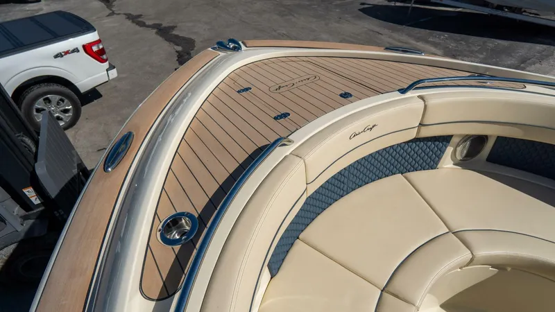 Slide: The Image of Chris-Craft Calypso 2026 - 5827098