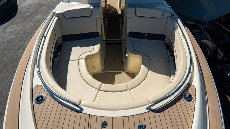 Slide: The Image of Chris-Craft Calypso 2026 - 5827099