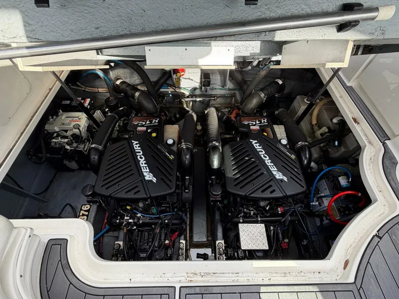 Slide: The Image of Sea Ray 340 Sundancer 2004 - 5827542