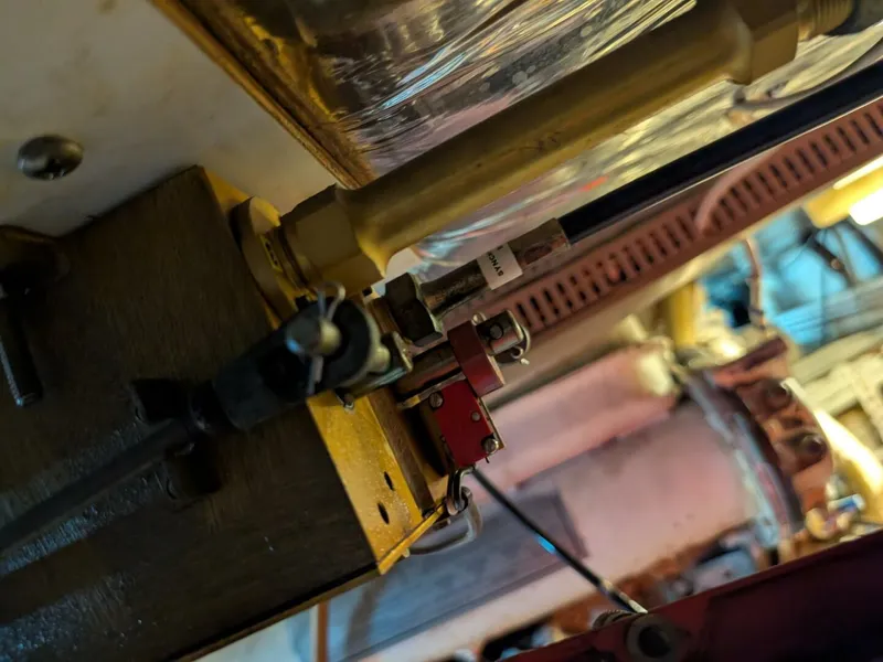 Slide: The Image of Ocean Alexander 540 Pilothouse 1991 - 5827670