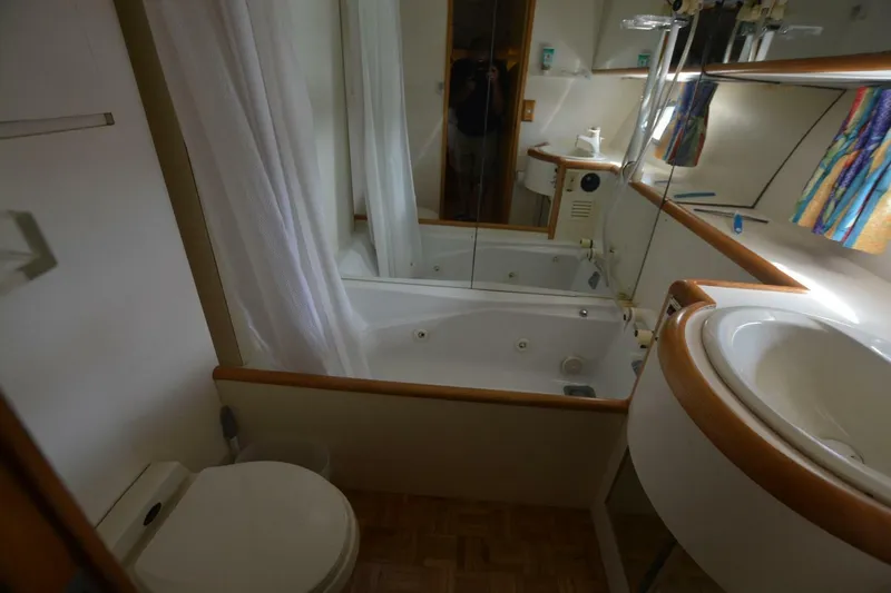 Slide: The Image of Ocean Alexander 540 Pilothouse 1991 - 5827650