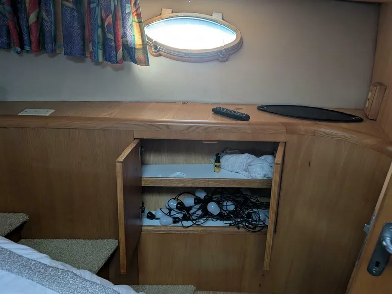 Slide: The Image of Ocean Alexander 540 Pilothouse 1991 - 5827683