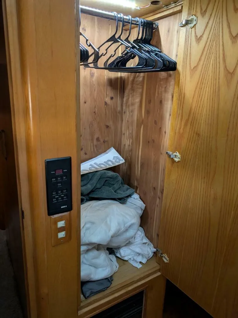 Slide: The Image of Ocean Alexander 540 Pilothouse 1991 - 5827684