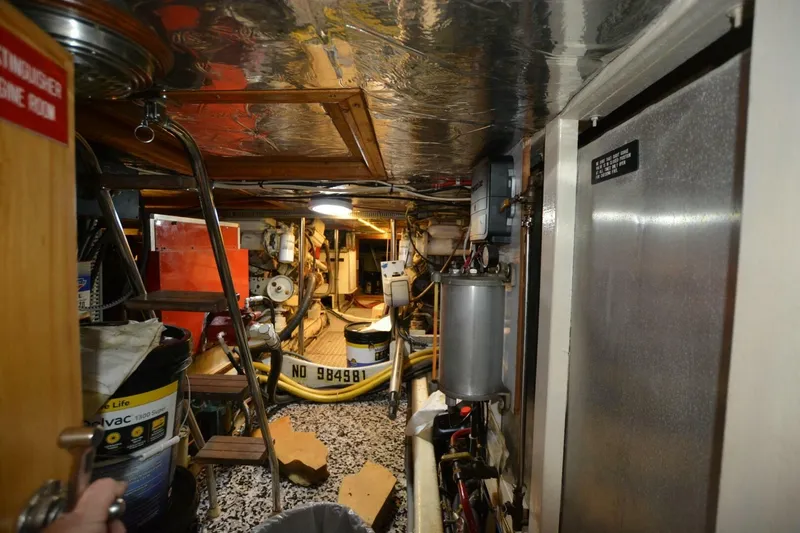 Slide: The Image of Ocean Alexander 540 Pilothouse 1991 - 5827655