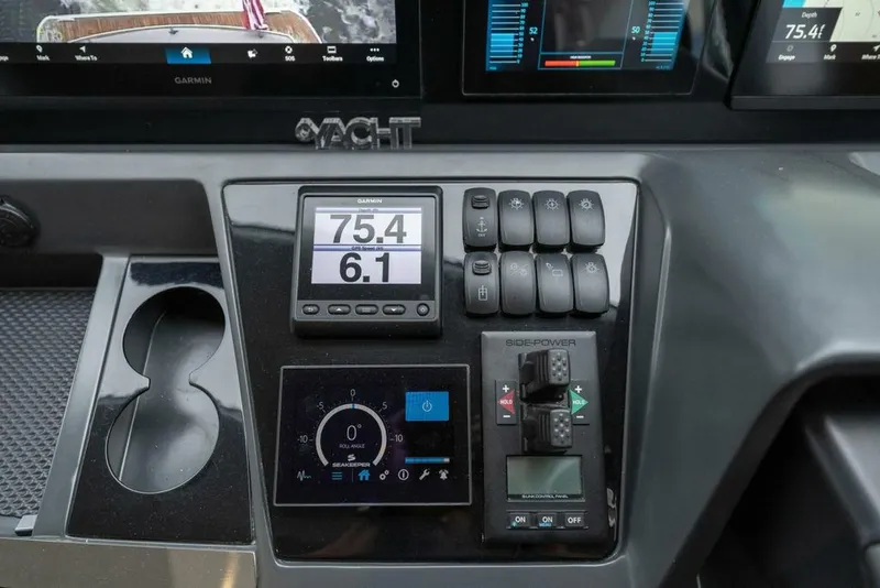 Slide: The Image of 2020 Princess S66 2020 Princess S66 Flybridge - 5828091