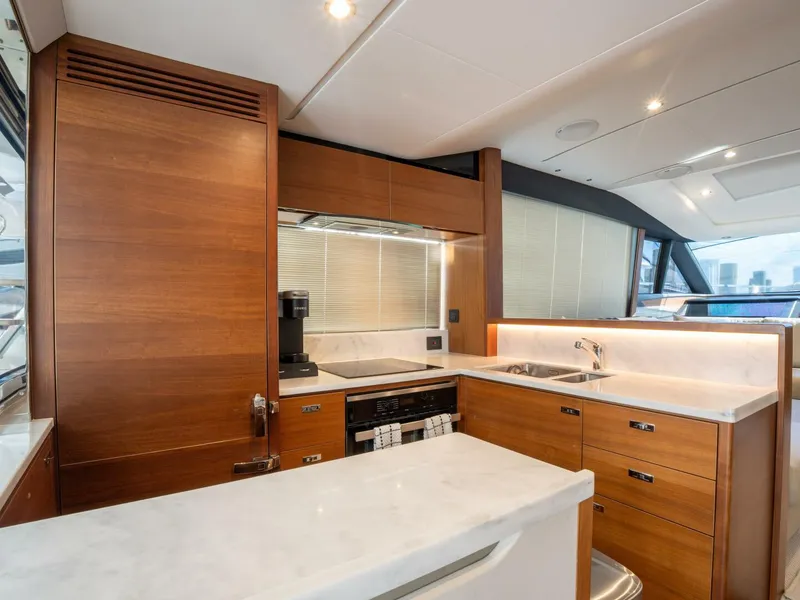 Slide: The Image of 2020 Princess S66 - 5944066