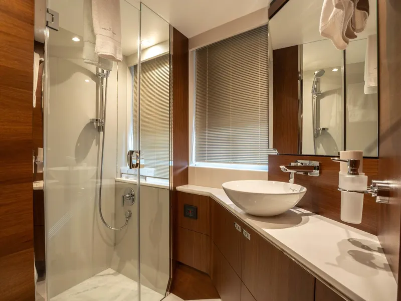 Slide: The Image of 2020 Princess S66 - 5944046