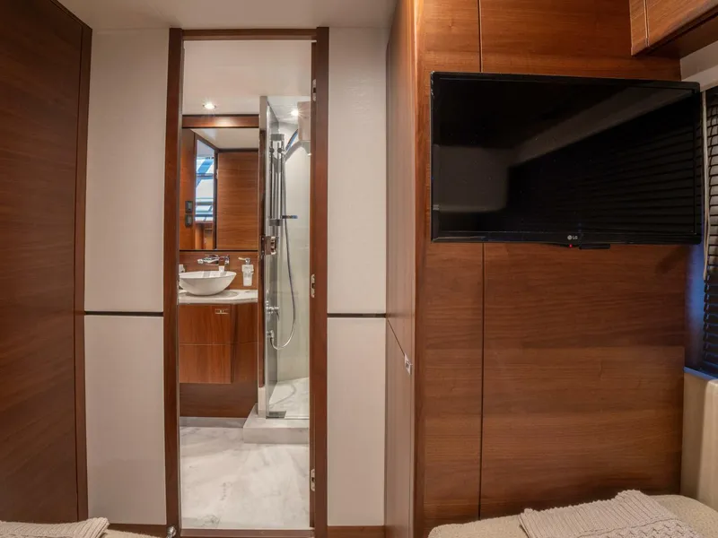 Slide: The Image of 2020 Princess S66 - 5944052