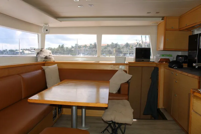 Slide: The Image of Lagoon 450 2012 - 5827986